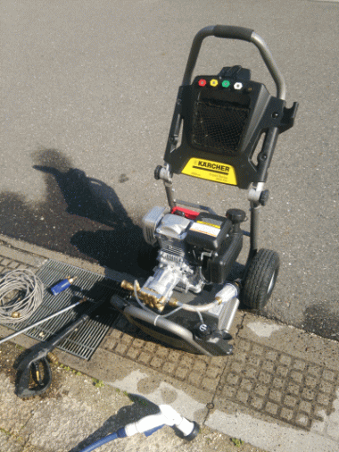 �������@